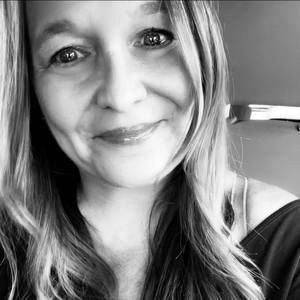 Meet your Posher, Julie